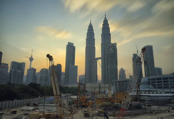Construction jobsite and working environment