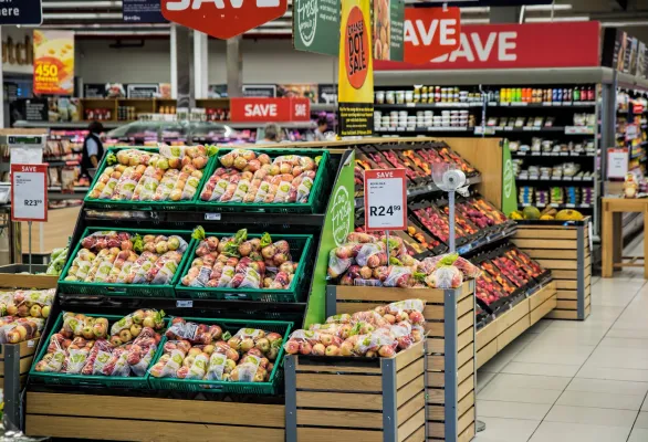 Retail team and secure shopping environment